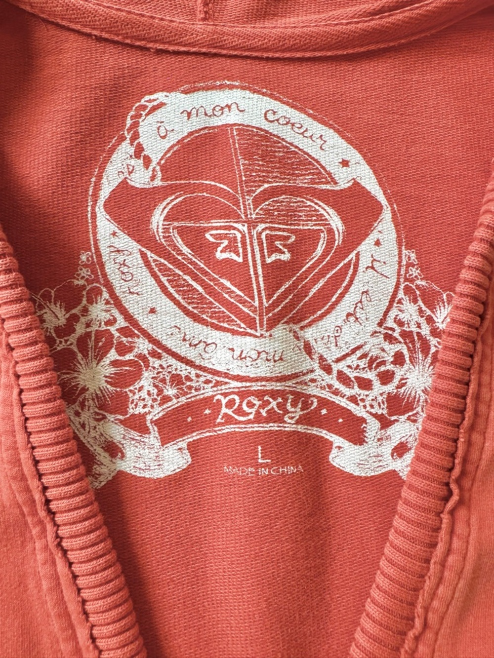 Roxy Short Sleeve Hoodie Burnt Orange Pockets V Neck Size M - Picture 4 of 10